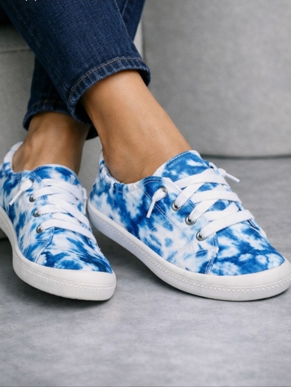 Time and Tru Blue Tie-Dye Lace-Up Canvas Sneakers